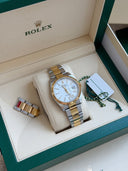Rolex - preattiredubai